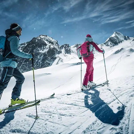 Alpenparks & Orgler Apart-hotel