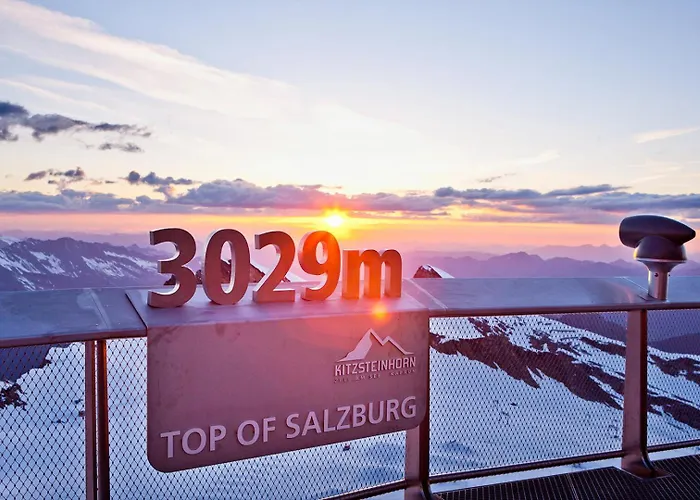 アパートホテル Alpenparks & Orgler カプルーン