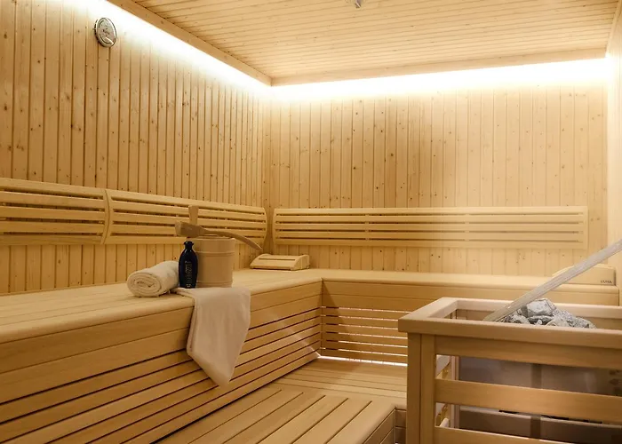 Alpenparks & Orgler アパートホテル 4*