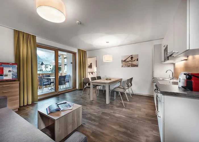 Alpenparks & Orgler アパートホテル