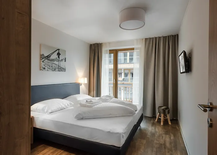 Alpenparks & Orgler アパートホテル 4*