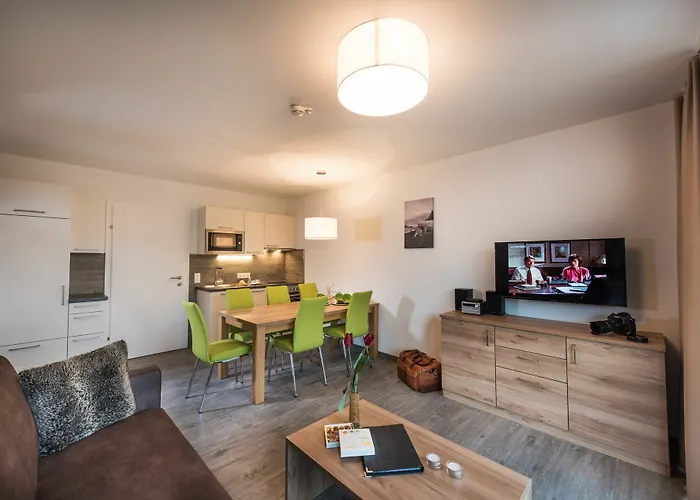 Alpenparks & Orgler アパートホテル